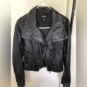 Danier leather moto jacket in classic black, size 3xs, fits an xs